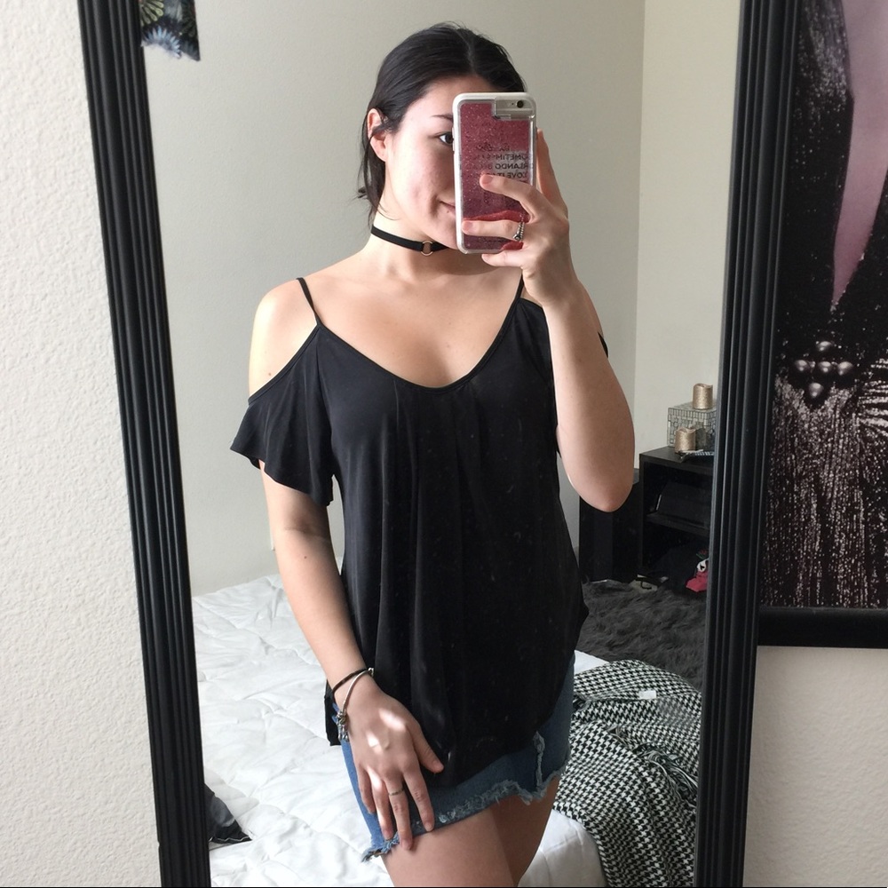 Cold shoulder top